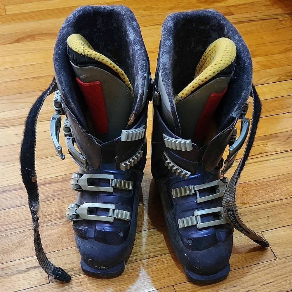 Salomen Ski Boots